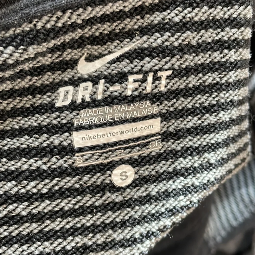 nike dri-fit basic pullover - Picture 6 of 8